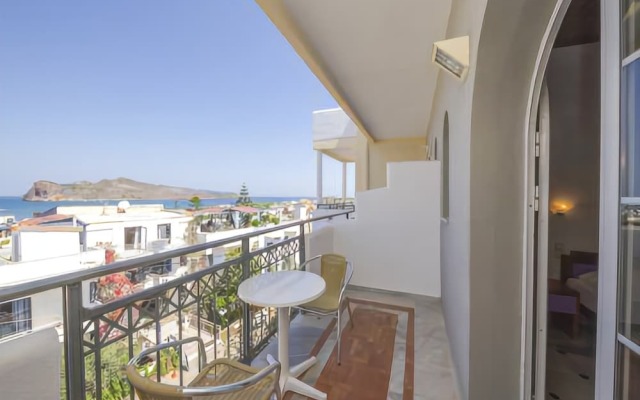 Manias Hotel Apartments