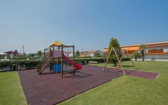 Benacus E4 Apartment by Wonderful Italy