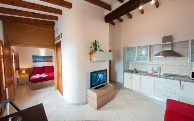 Happyvila Apartments