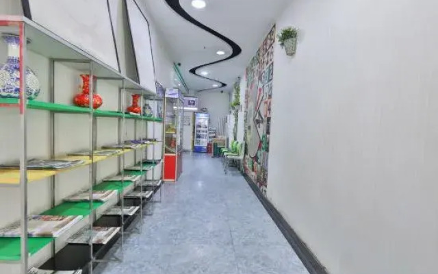 Hotel Sibrun(Beijing South Railway Station Jiaomenxi Metro Station Store)