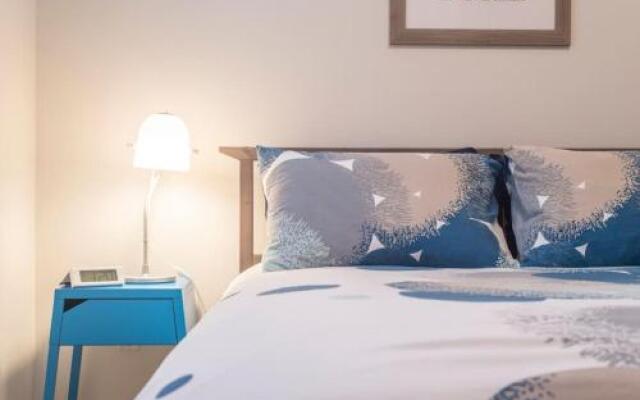 Brand New 2 Brdm Suite - New House