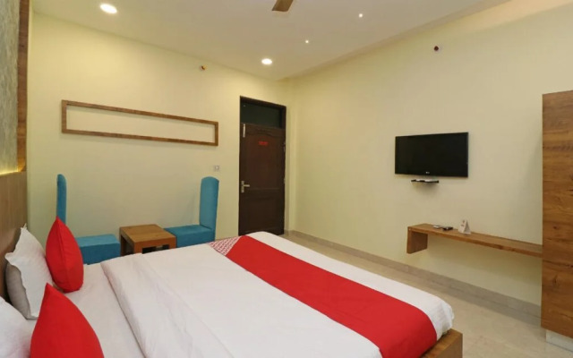 Anand Luxury Villa By OYO Rooms