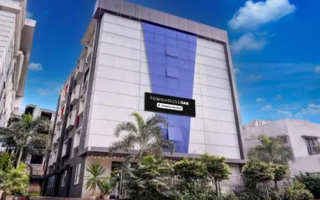 OYO Townhouse 092 Ashray Khairane Road