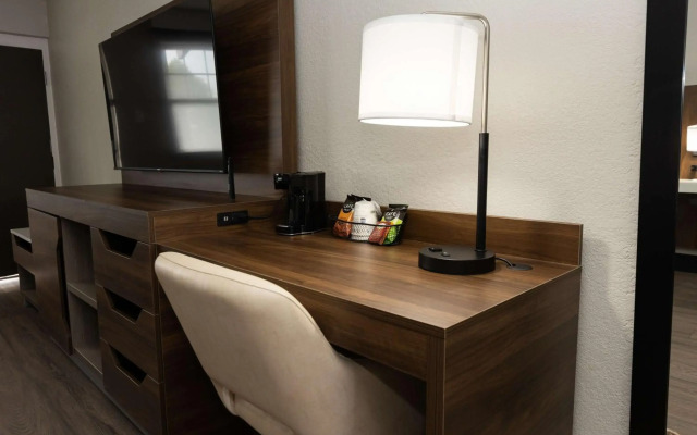 Bhagat Hotels Stone Mountain Atlanta BW Signature Collection