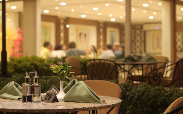Pyramids Park Resort Cairo
