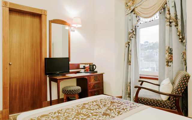 Muthu Alexandra Hotel - Image 4