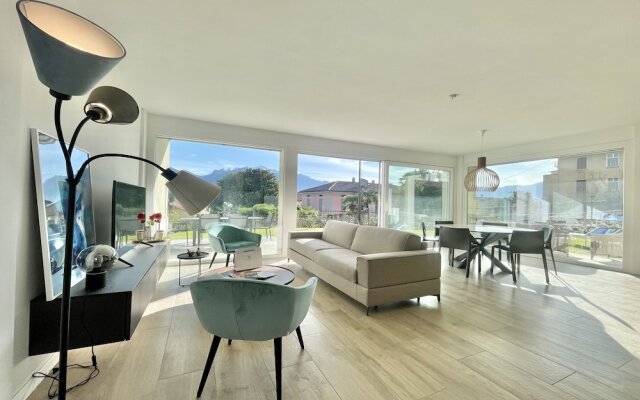 Modern House Apartment 1