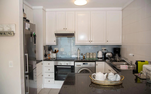 Waterfront- 11 South Quay