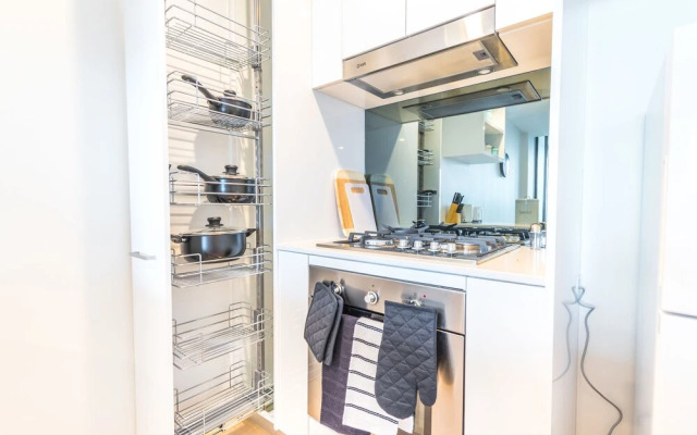 Homely Apartment in South Brisbane