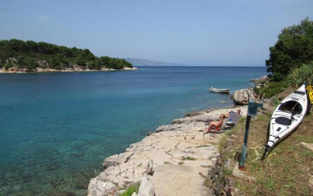 Studio Apartment Near the Beach