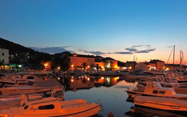 Sea View Apartment Leda