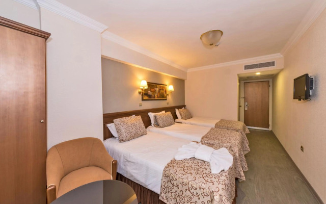 Hotel Aria Gajayana Malang