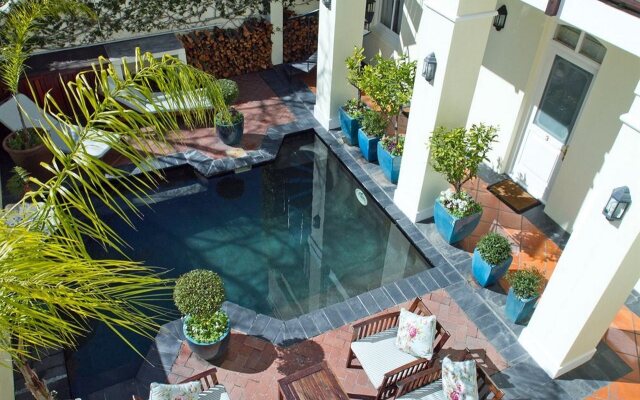 Eendracht Hotel & Apartments