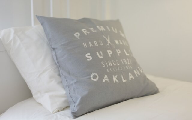 Spacious Alfama Duplex, By TimeCooler