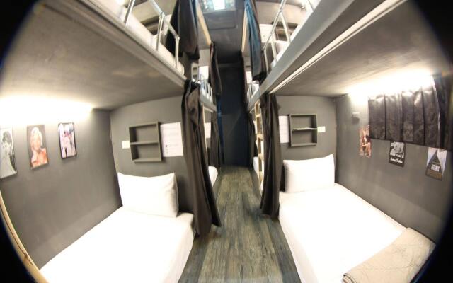 Time House Chain Hualien Train Station Hostel