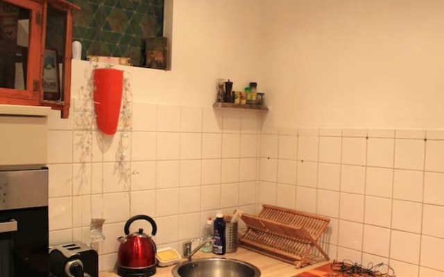 House with 3 Bedrooms in Clichy, with Wifi