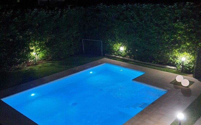 Terrasini Villa With Pool