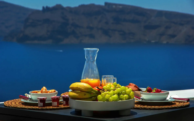 Otium Villas & Suites Santorini