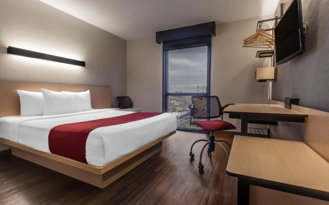 City Express by Marriott Celaya Galerias