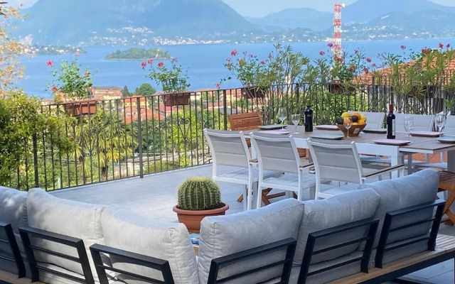 teresita in baveno with 3 bedrooms and 2 bathrooms
