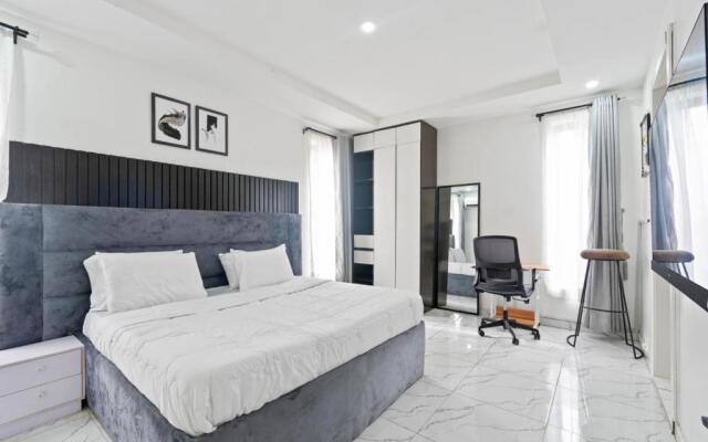 Luxury 2bedroom apartment with pool