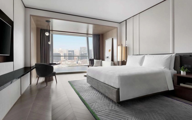 Holiday Inn & Suites Wuhan International Expo – Guest Rooms – Wuhan