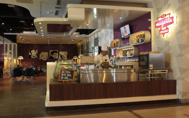 Holiday Inn Bandung Pasteur by IHG