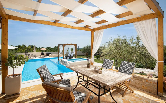 Holiday House Biloš