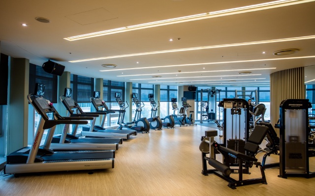 Fullon Hotel Taoyuan Airport Access MRT A8