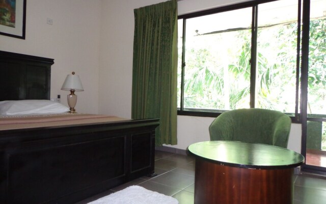 Brookside Resort