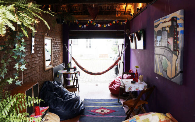 Uvaia Hostel