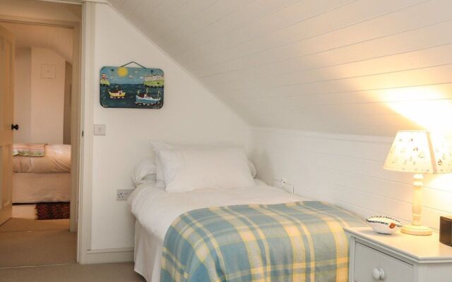 Angorfa - Trearddur Bay