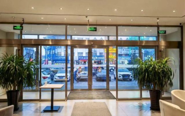 Ease Hotel (Harbin Jiangbei University Town Store)