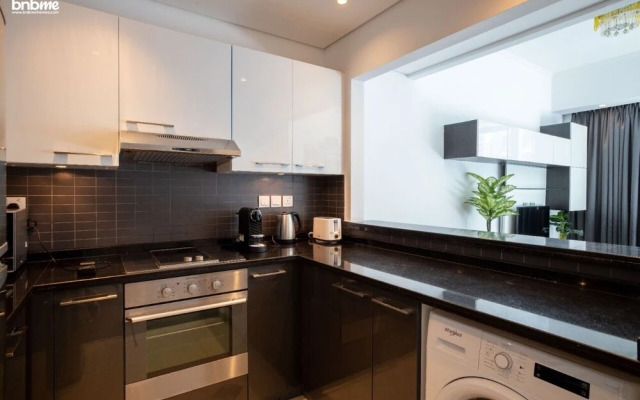 Classic Studio in the of the Marina Bnbmehomes