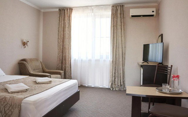 Nostalzhi Guest House