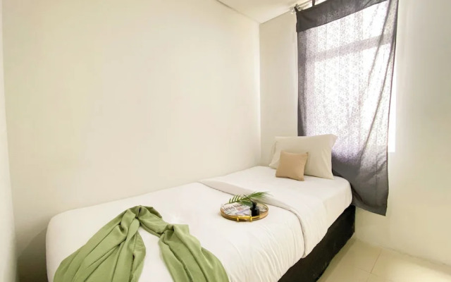 Simply Look 2Br Apartment At Vittoria Residence
