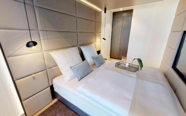 White Pearl Apartment 0.13