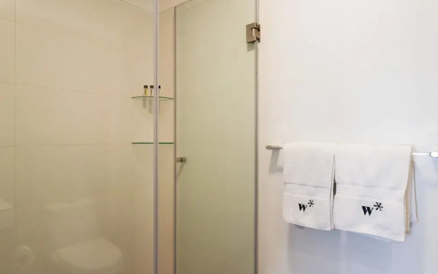 w Fabulous 2BR w Balcony in Miraflores