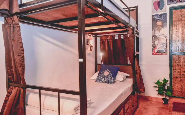 U.R.D.Ki You are the key Hostels