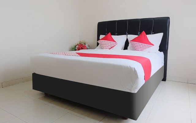 "Assyifa Hotel By Oyo Rooms"