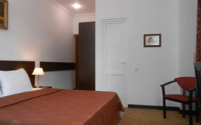 Hotel Vesta