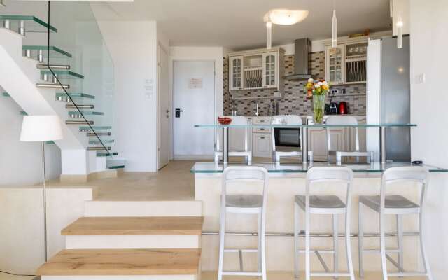 2 Terraces Panoramic Sea View & Parking
