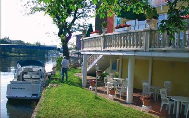 Hotel Kubrat an der Spree