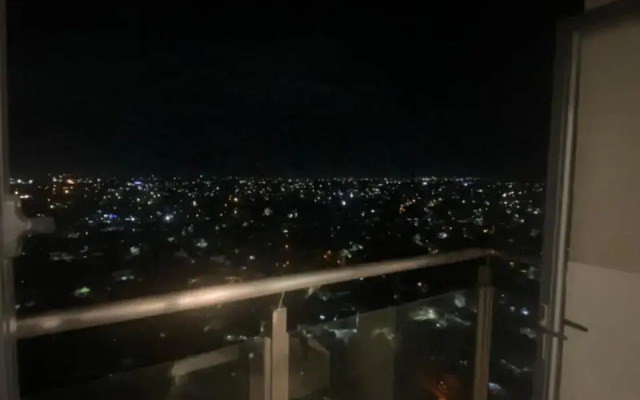 2 Bedroom UNIT 31st floor