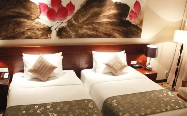 New Joyful Hotel Leqing