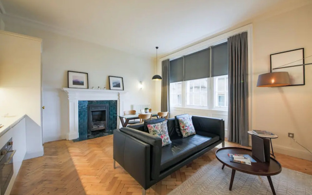 Linton Collection - The West Wing