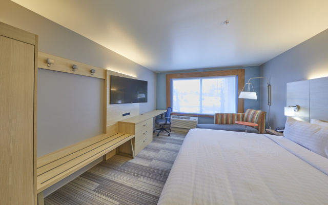 Holiday Inn Express & Suites Hermiston Downtown by IHG