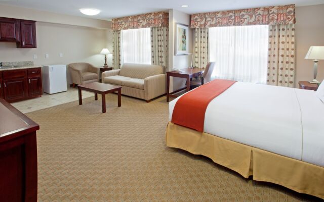 Holiday Inn Express & Suites College Station, an IHG Hotel