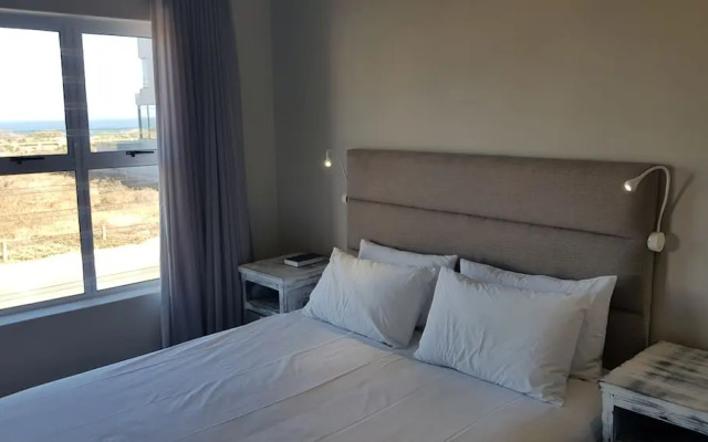 Seasons of Serenity, Langebaan 8-sleeper