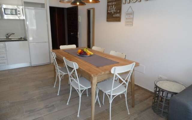 Apartamentos Puerto Marina